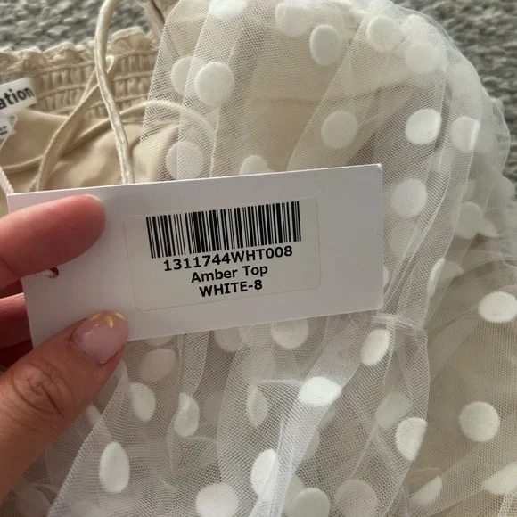 NWT reformation amber top - Picture 3 of 4